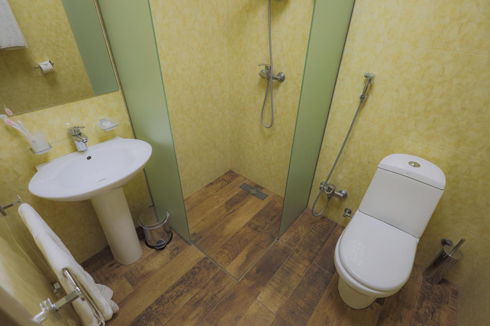 Cascade Hotel Ереван Екстериор снимка