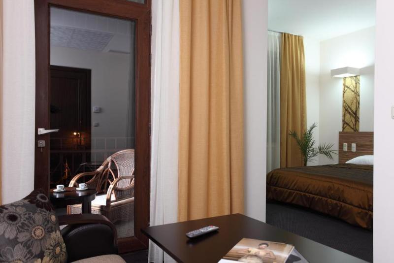 Cascade Hotel Ереван Стая снимка